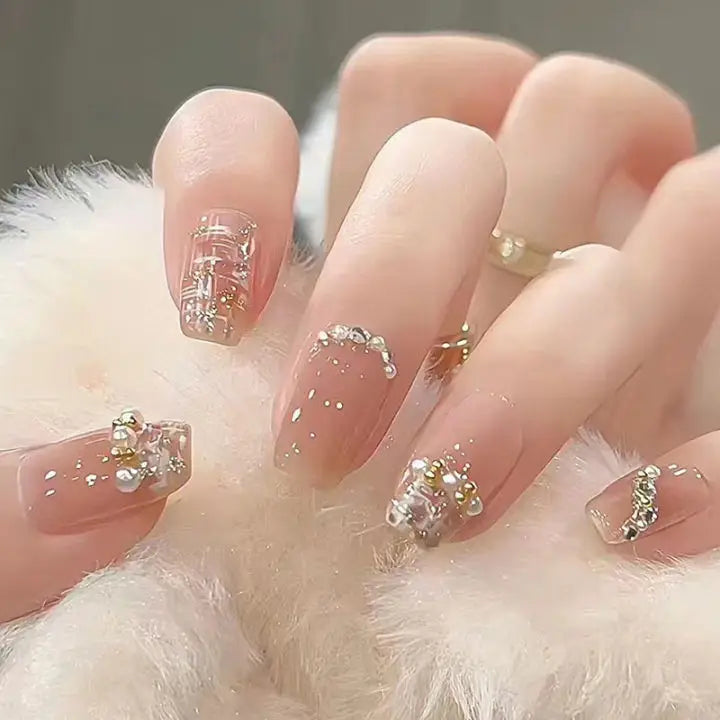 Smooth and Even Coverage Fake Nails